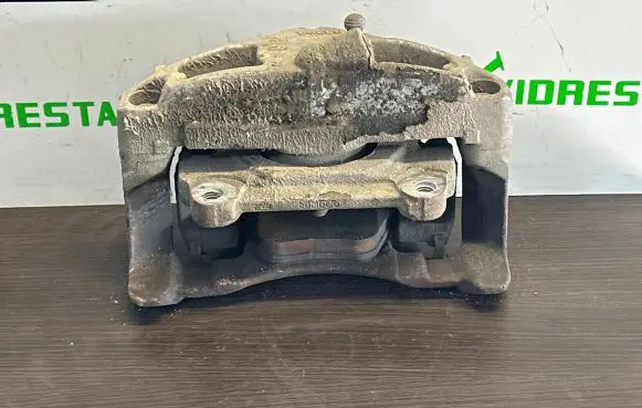 Volvo XC70 Front brake caliper
