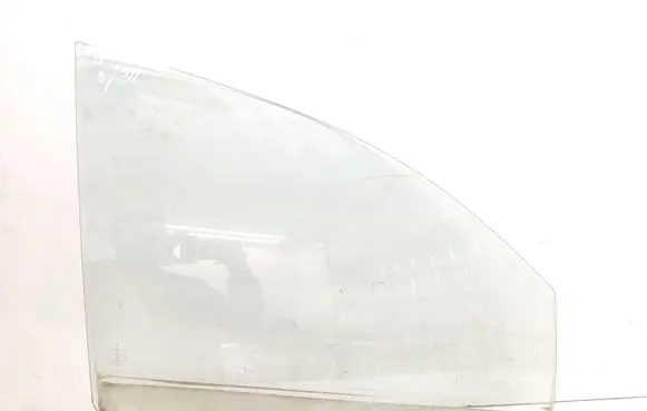 Suzuki Liana Front door window glass four-door 43R00018