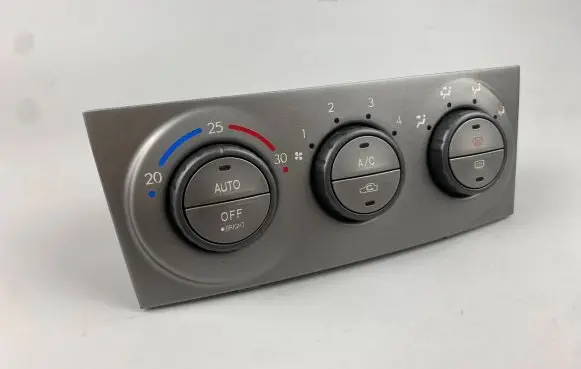 Subaru Forester SG Climate control unit 72311SA010