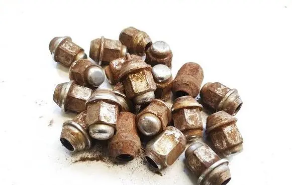 Hyundai i30 Nuts/bolts 