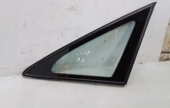 Toyota Previa (XR30, XR40) II Front triangle window/glass 43R000333