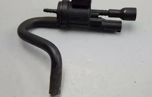 Mercedes-Benz E W212 Turbo solenoid valve 0025407097
