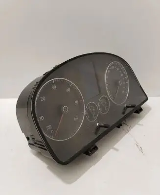 Volkswagen Touran I Speedometer (instrument cluster) 110080218019 104462 1T0920871A