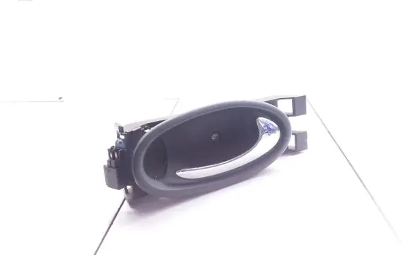 Rear door interior handle