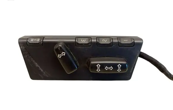Volvo XC90 Seat control switch 39999380