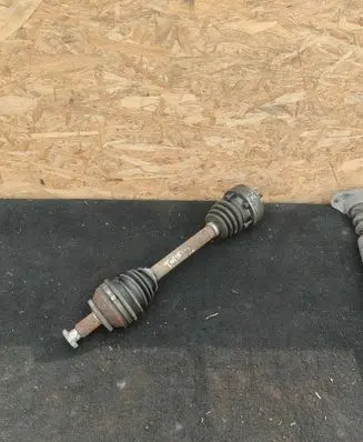 Seat Toledo IV (NH) Front driveshaft