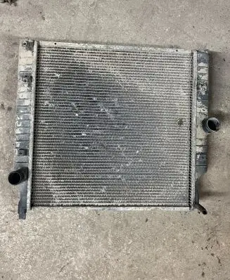 Jeep Cherokee III KJ Coolant radiator