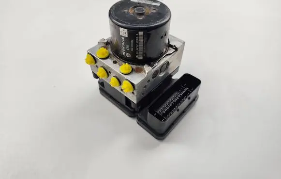 Volkswagen Golf VI ABS Pump 1K0907379AT 10096103363 1K0614517CB