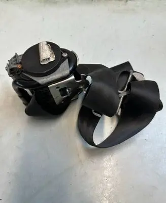 Peugeot 207 Front seatbelt 635453