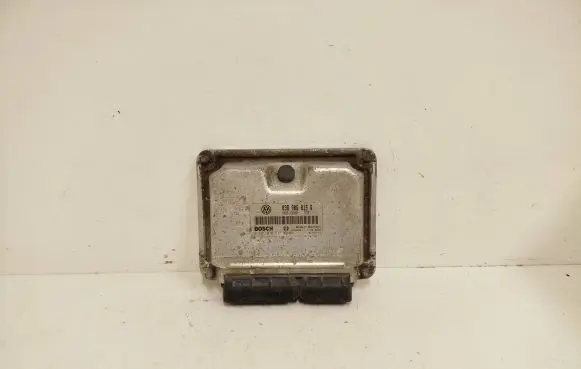 Skoda Octavia Mk1 (1U) Engine control unit/module 038906019R 28SA4861 0281010517