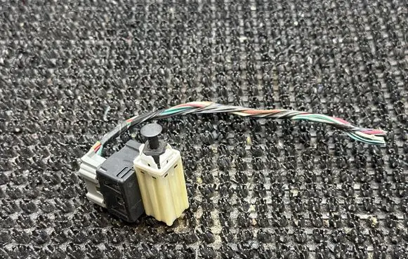 Dodge Durango III Brake pedal sensor switch 58029454AB 584920137798