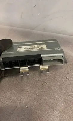 Land Rover Discovery 4 - LR4 Air suspension control unit module (rear) AH4214D392AB