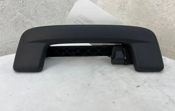 Volkswagen Golf VIII Rear interior roof grab handle 5H0857643B 5H0867660C