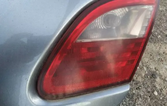 Chrysler Sebring (ST-22 - JR) Tailgate rear/tail lights