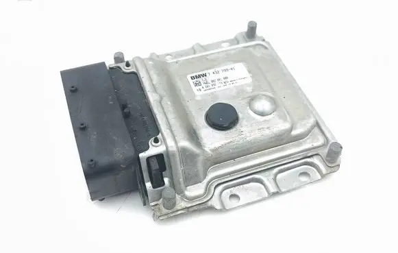 BMW X5 F15 Adblue control unit 743279901 002001000 0281032173