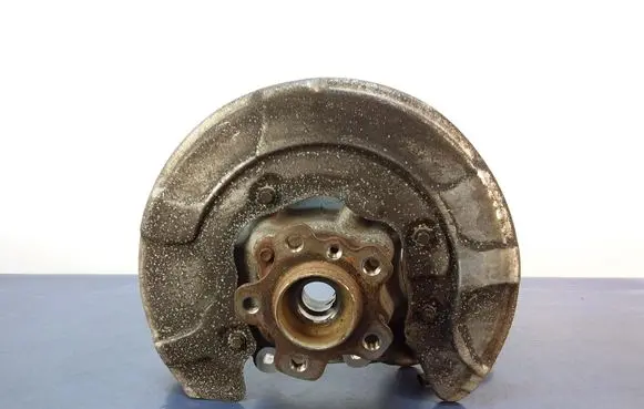 BMW 5 G30 G31 Front wheel hub spindle knuckle