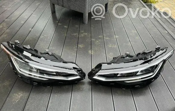 Volkswagen Golf VIII Headlights/headlamps set 5H1941006A