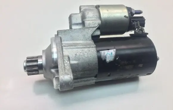 Volkswagen PASSAT B7 Starter motor 02E911023S