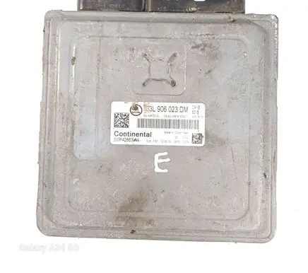 Skoda Fabia Mk2 (5J) Engine control unit/module 03L906023DM 5WP42863AA