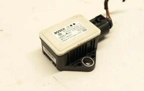 Audi A5 8T 8F ESP acceleration yaw rate sensor 8K0907637A 0265005667 7007820