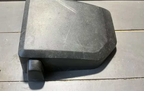 Volvo XC90 Air filter box cover 30680265 8087082