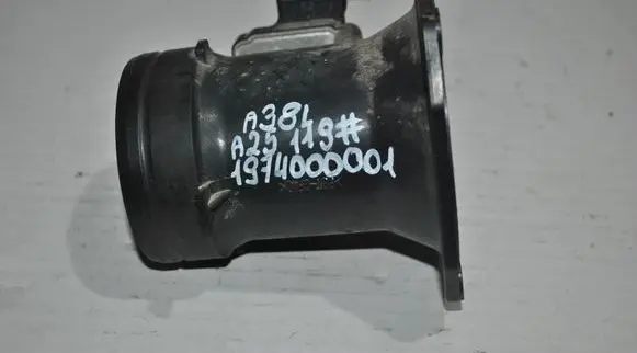 Audi A3 S3 8L Mass air flow meter 1974000001 DMA0200