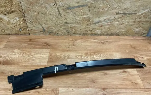 Opel Insignia A Rear bumper mounting bracket 13239124