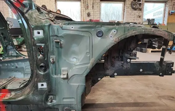 Front quarter panel