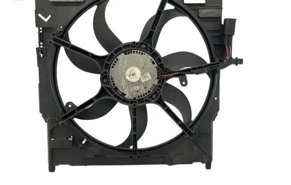 BMW X5 E70 Electric radiator cooling fan 8509746 7594608 A10914110