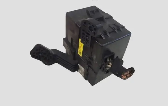 Hyundai Santa Fe Fuse module 919402B000