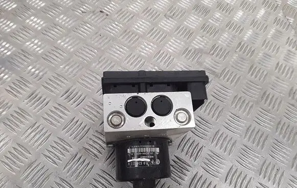 Volkswagen Touareg I ABS Pump 7l0907379g 7l0614111h