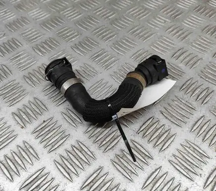 Citroen DS7 Crossback Engine coolant pipe/hose 9822405780