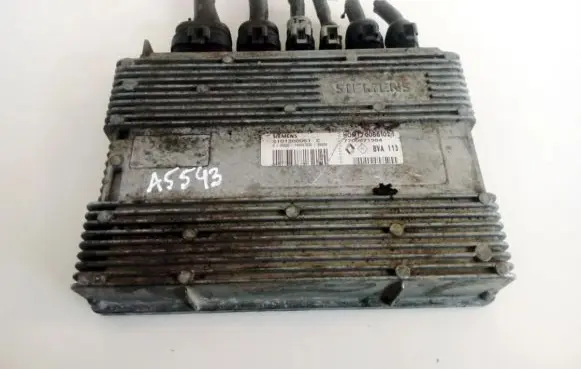 Renault Laguna I Engine control unit/module 7700871984 s101200051