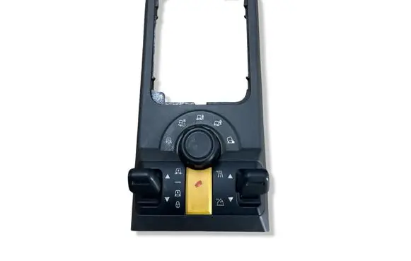 Land Rover Discovery 3 - LR3 Differential lock switch YUD501230