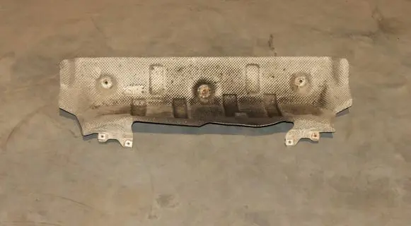 BMW 2 F22 F23 Exhaust heat shield 7324366 998778871