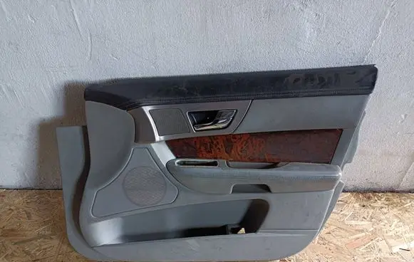 Jaguar XF X250 Front door card panel trim 