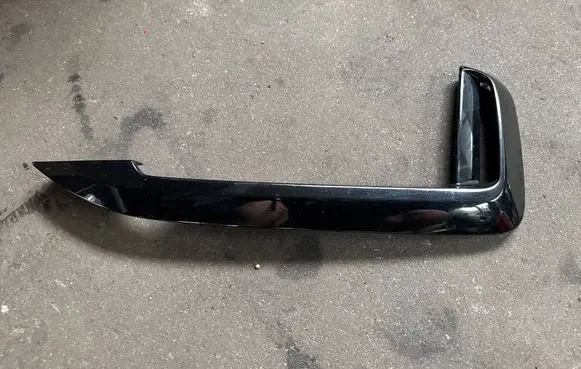 BMW 7 G11 G12 Front bumper splitter molding 8061120