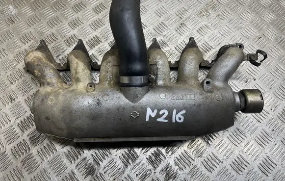 Nissan Patrol Y60 Intake manifold