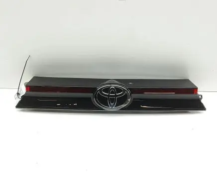 Toyota Yaris Cross Tailgate trim 768010D760