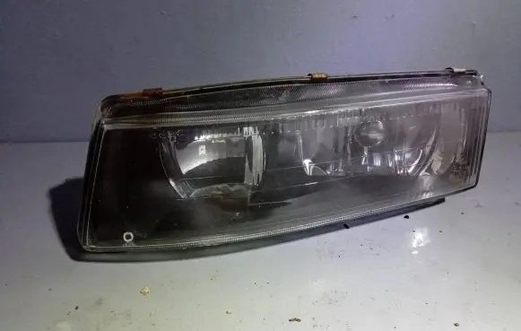 Mitsubishi Galant Headlight/headlamp 082141142R