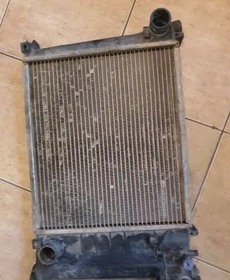 BMW 5 E34 Coolant radiator 17129710 17129769