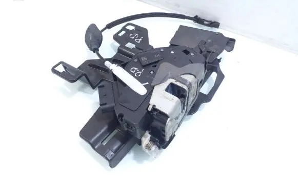 Ford Fiesta Front door lock AM5AU21812CF 8A61A21978AE