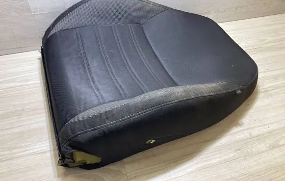 Skoda Octavia Mk3 (5E) Seat trim 5e0881805dj