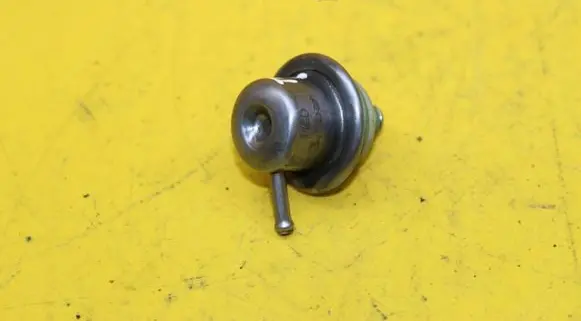 Fuel pressure sensor