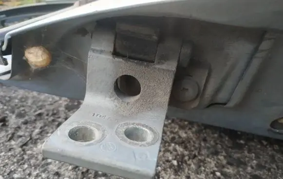 Peugeot 807 Front door upper hinge