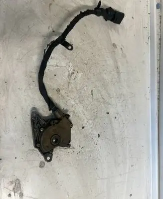 Audi A6 S6 C5 4B Gear selector 0501211612