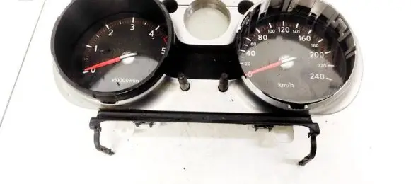 Nissan Qashqai Speedometer (instrument cluster) JD71C 16BFAQY