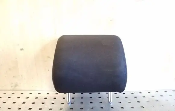 Volkswagen PASSAT CC Rear seat headrest 