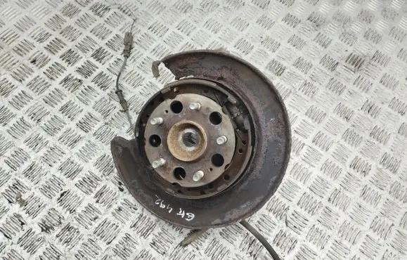 Honda CR-V Rear wheel hub