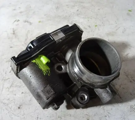 Opel Astra K Throttle body valve 55496779AA